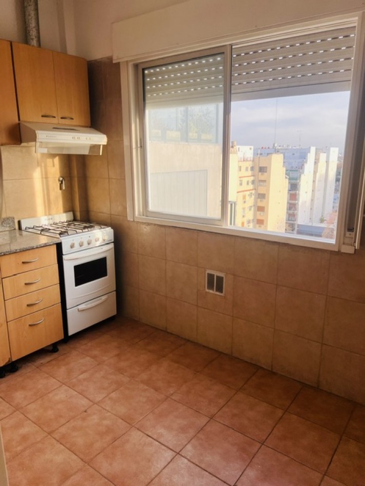 ¡¡Amplio 2 ambientes en la mejor zona de Villa Urquiza!! Muy luminoso.