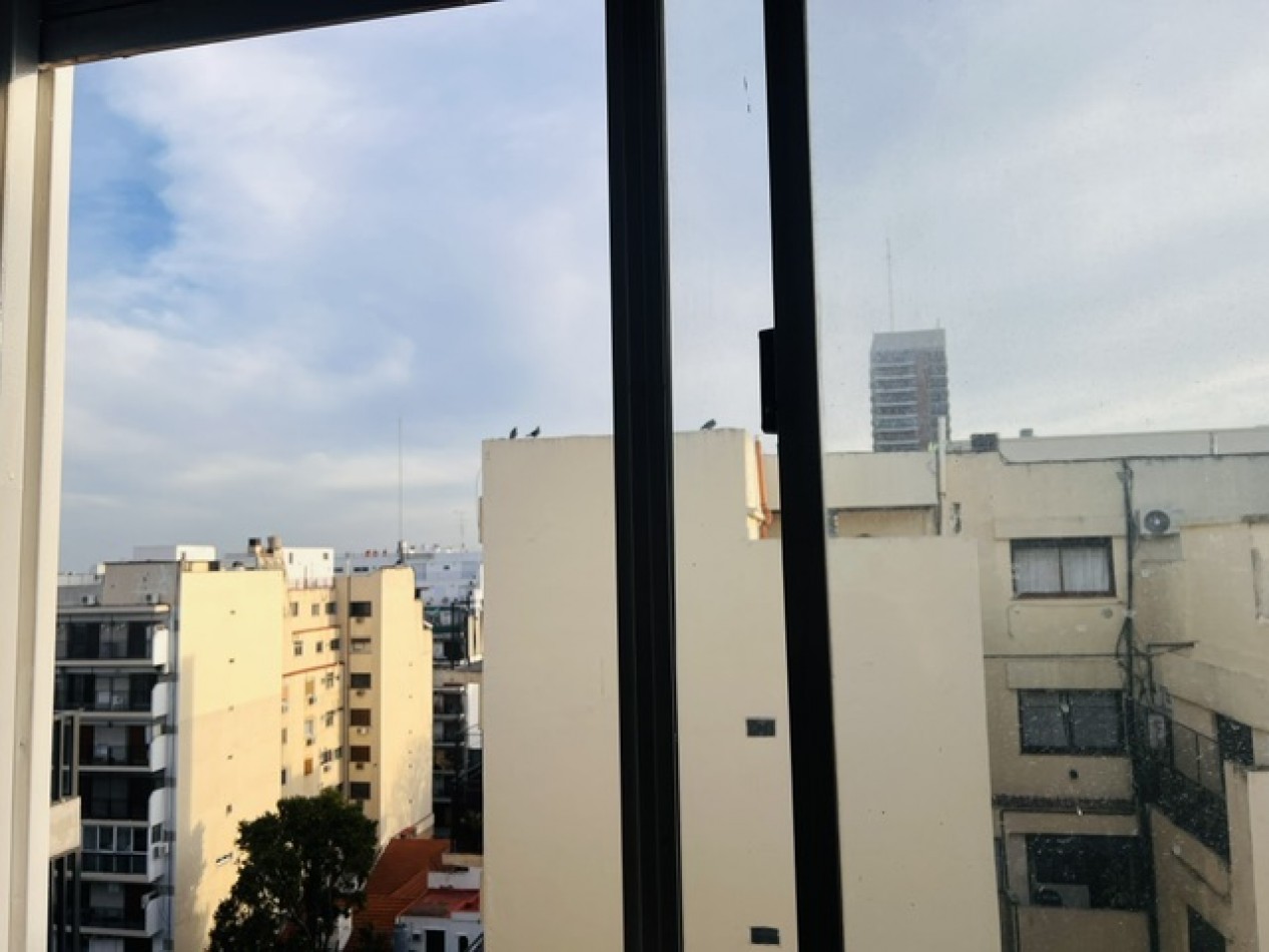 ¡¡Amplio 2 ambientes en la mejor zona de Villa Urquiza!! Muy luminoso.