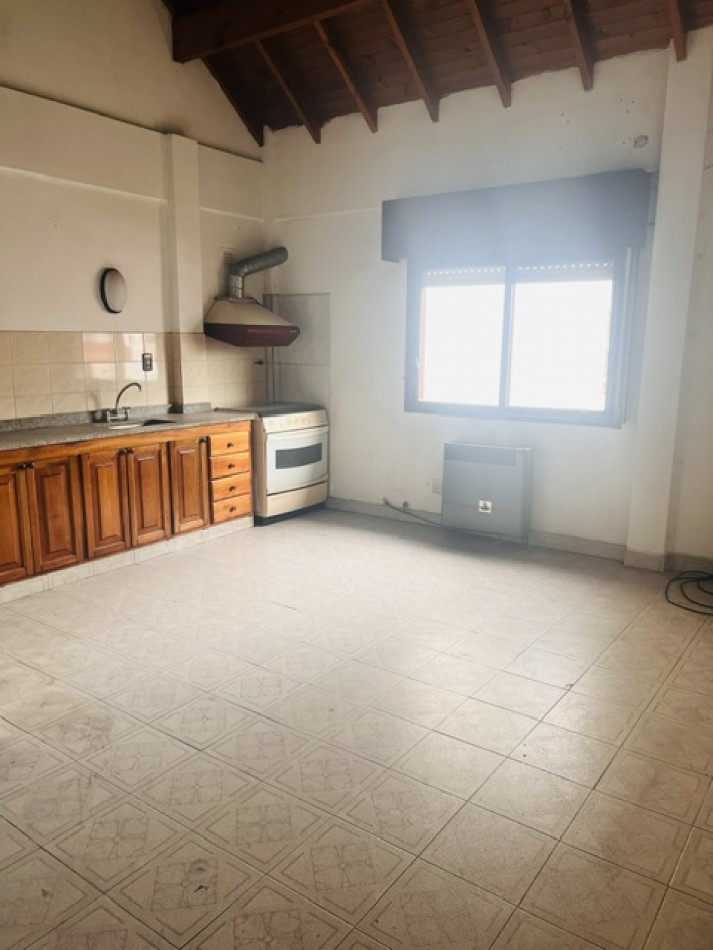 DEPARTAMENTO tipo DUPLEX de 3 Ambientes