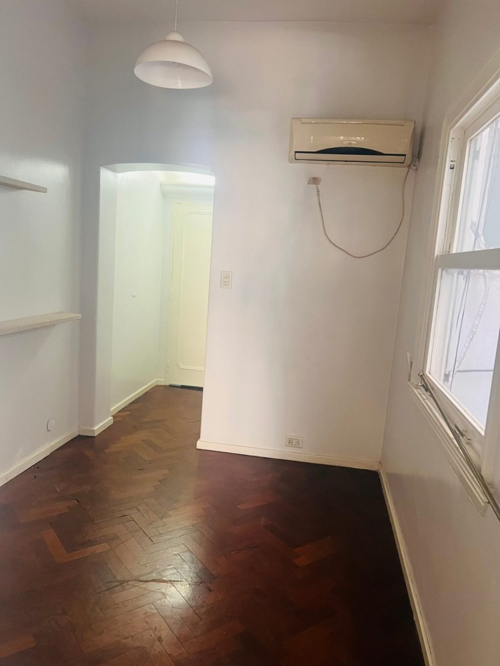 Depto de 2 ambientes en alquiler al frente en excelente ubicacion!